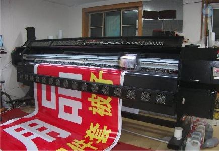 扬州喷绘广告分辨率是多少？