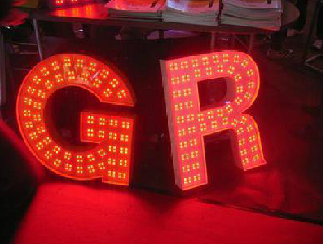 扬州LED发光字有哪些优势？